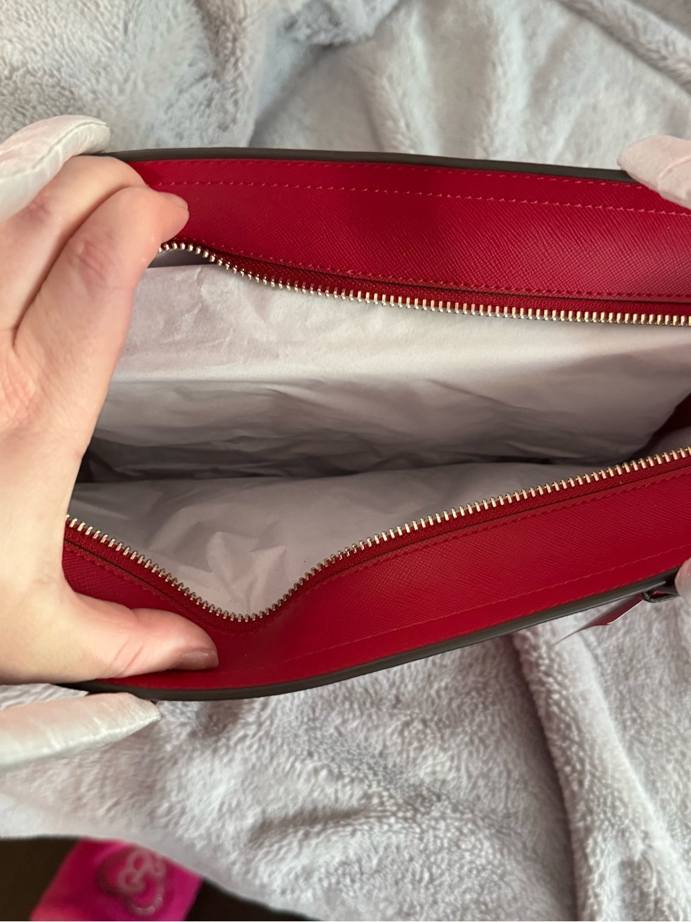 NEW NWT KATE Spade Kenzie Red Limited Edition Zip Top Tote - Picture 4 of 4